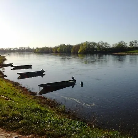 Tour De La Gabelle Frühstückspension Mauges-Sur-Loire